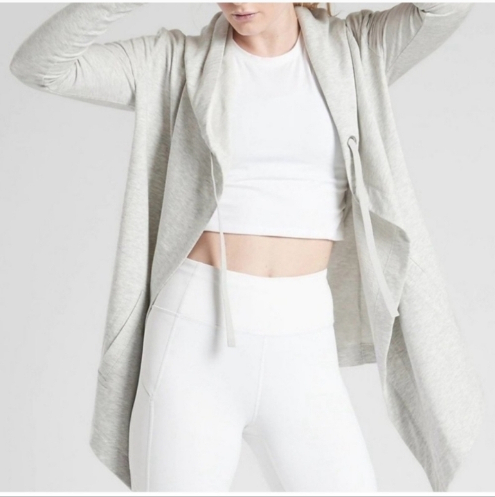 Athleta Vista Wrap Light Heather Gray Open Front Sweatshirt Jacket Small NWT!